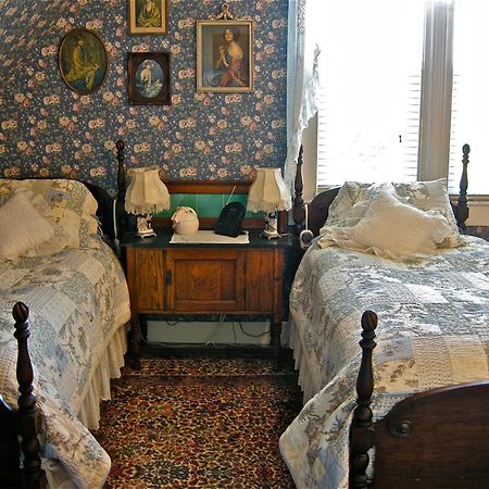 The Old Tower House Bed & Breakfast North Bend Exterior foto