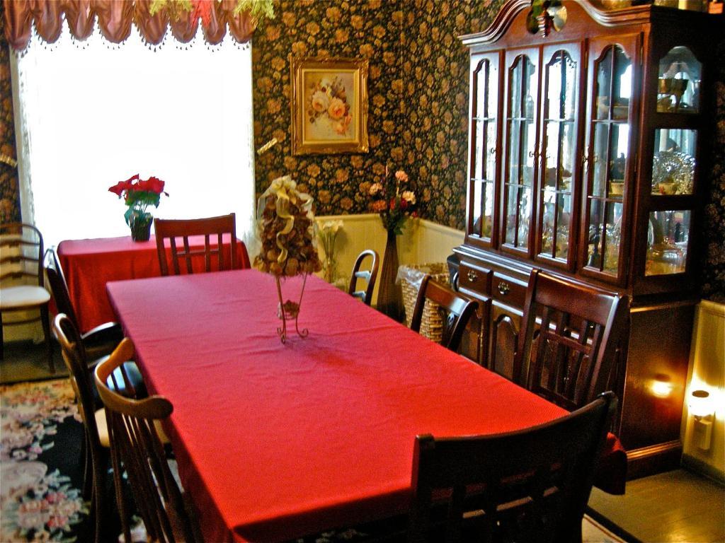 The Old Tower House Bed & Breakfast North Bend Exterior foto