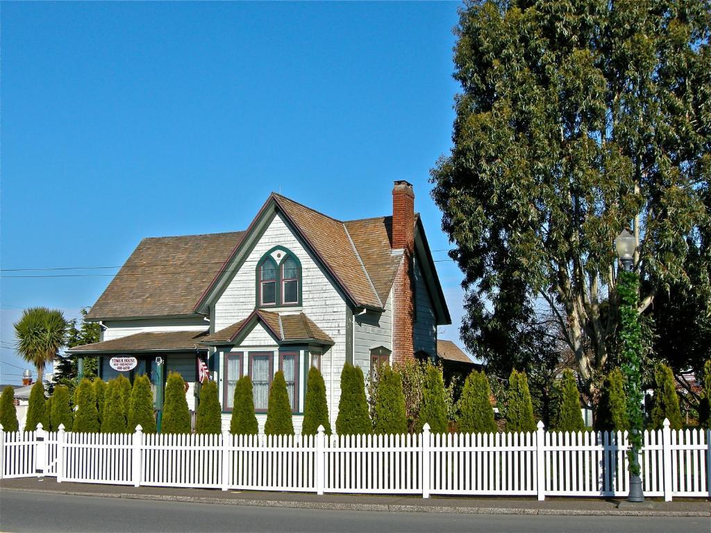 The Old Tower House Bed & Breakfast North Bend Exterior foto